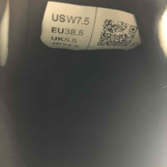 On Cloud Cloudtilt Running Sneakers Pearl White - Picture 11 of 11